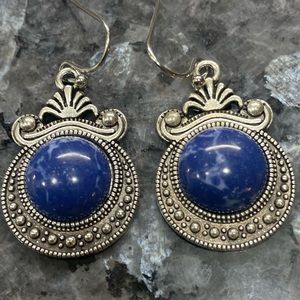 2/$29 or 3/$39 NWOT Deep blue stone / silvertone vintage inspired earrings